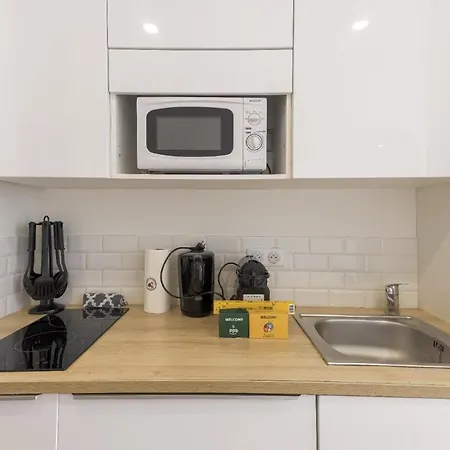 Good Vibes - 10mn From Harbor, 5mn From Palais And Train Station, Central, Ac, Comfy Apartment