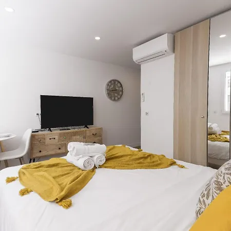 Good Vibes - 10mn From Harbor, 5mn From Palais And Train Station, Central, Ac, Comfy * Cannes