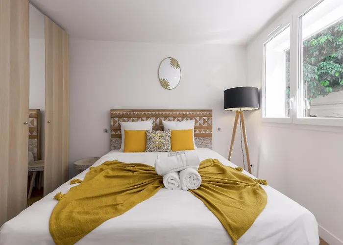 Good Vibes - 10mn From Harbor, 5mn From Palais And Train Station, Central, Ac, Comfy